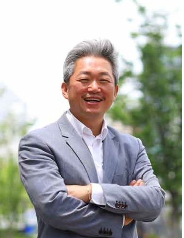 엠플러스운용 인수 완료한 정상익 회장, 경영 전면에