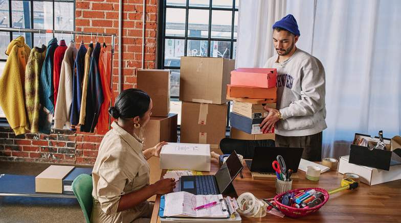 eBay, AI와 오픈 뱅킹 결합... 상품 설명도, 대출 심사도 AI가 척척