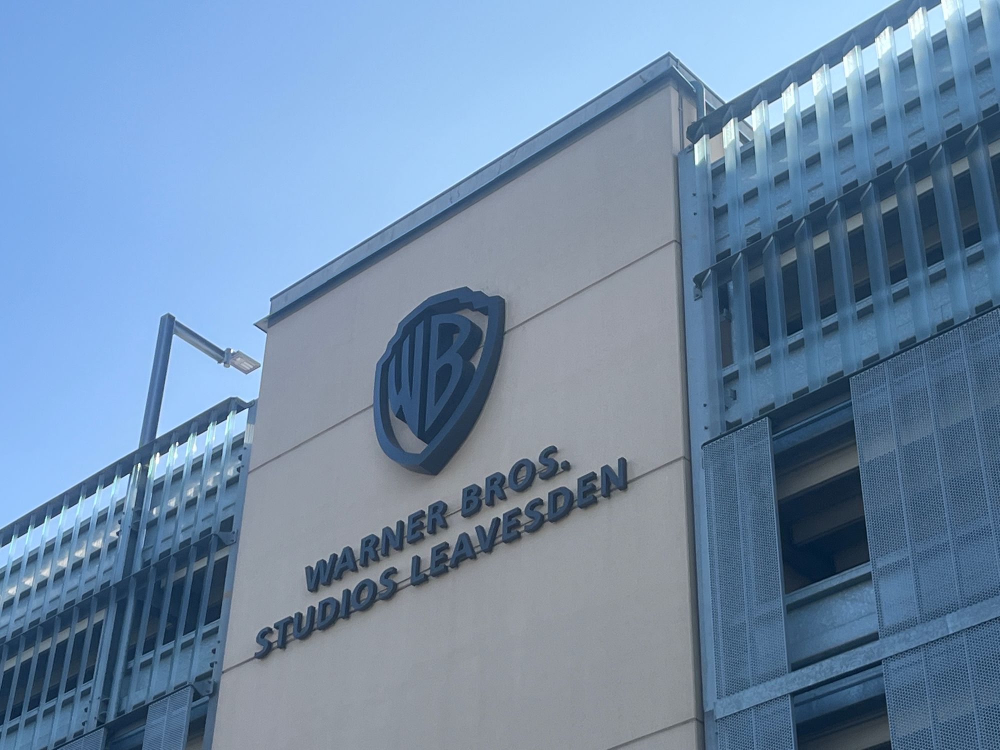 WBD Board Unanimously Rejects Paramount's $108B Hostile Takeover Bid