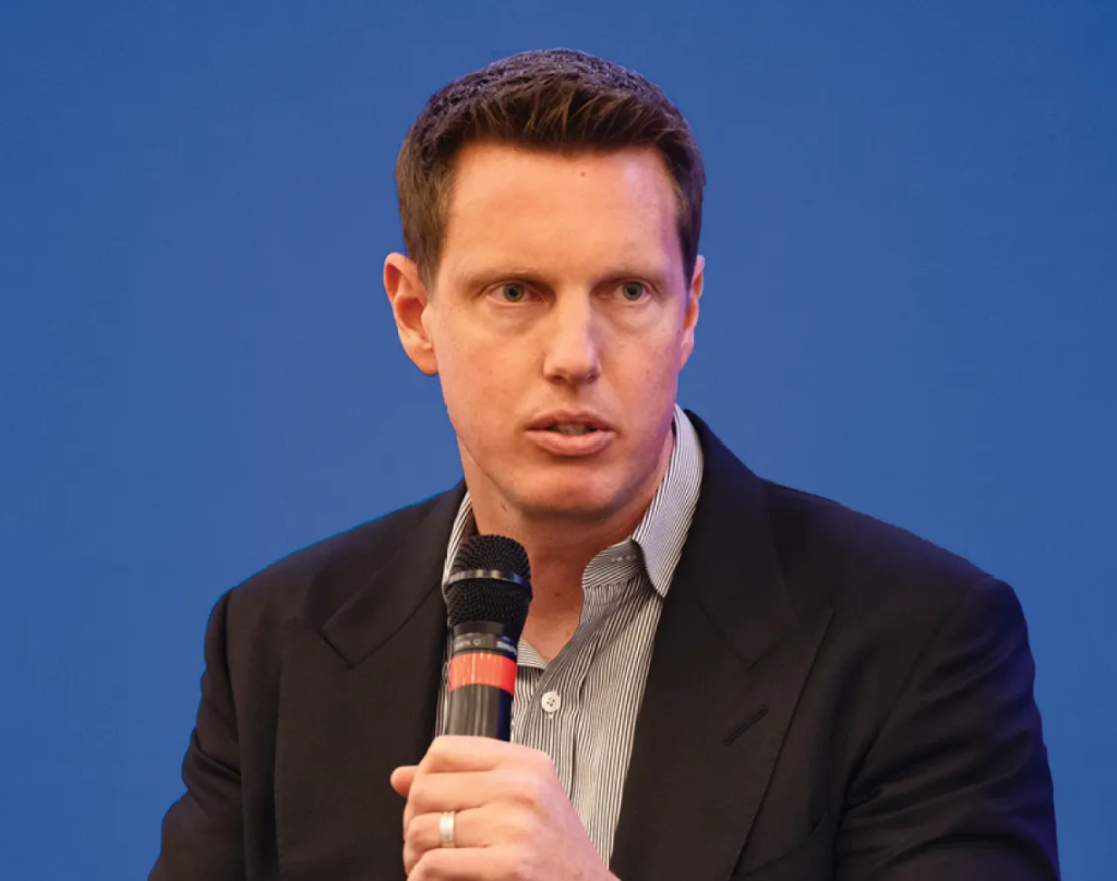 Paramount Launches $77.9 Billion Hostile Bid for Warner Bros. Discovery