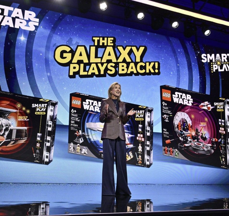 디즈니, CES 2026서 '테크 융합 전략' 선언… AI·라이브·이머시브 3축 체제로 미디어 패권 재편 나선다