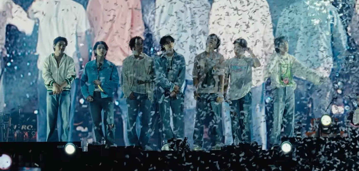 BTS, 트랜스미디어 롤아웃으로 왕좌를 탈환하다