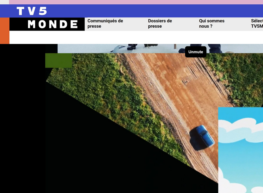 TV5MONDE official website (tv5monde.com) — FAST channels Voyage, Chefs and Info featured prominently on the homepage
