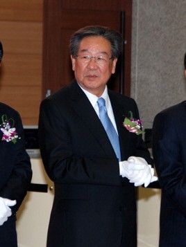 2008年11月、京畿道高陽市のKINTEXでのチェ・ブラム氏。写真=アクロファン(Acrofan)、CC BY-SA 3.0