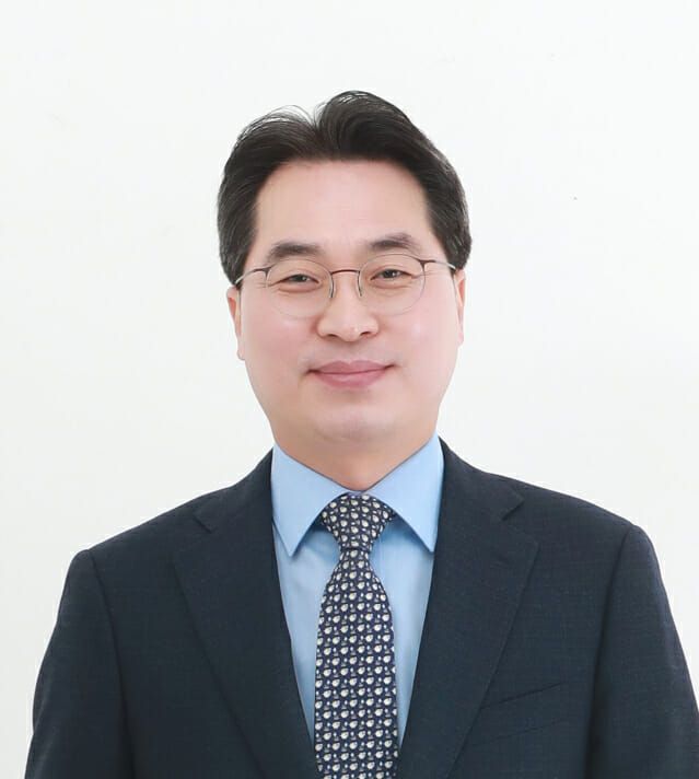 コ・サムソク東国大学碩座教授