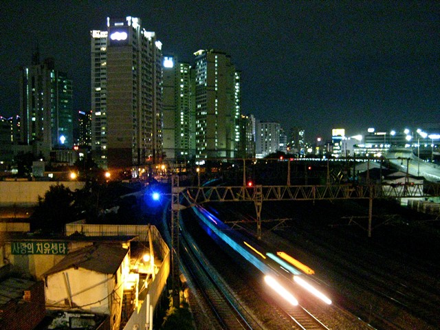 Welcome to Korea Exposé