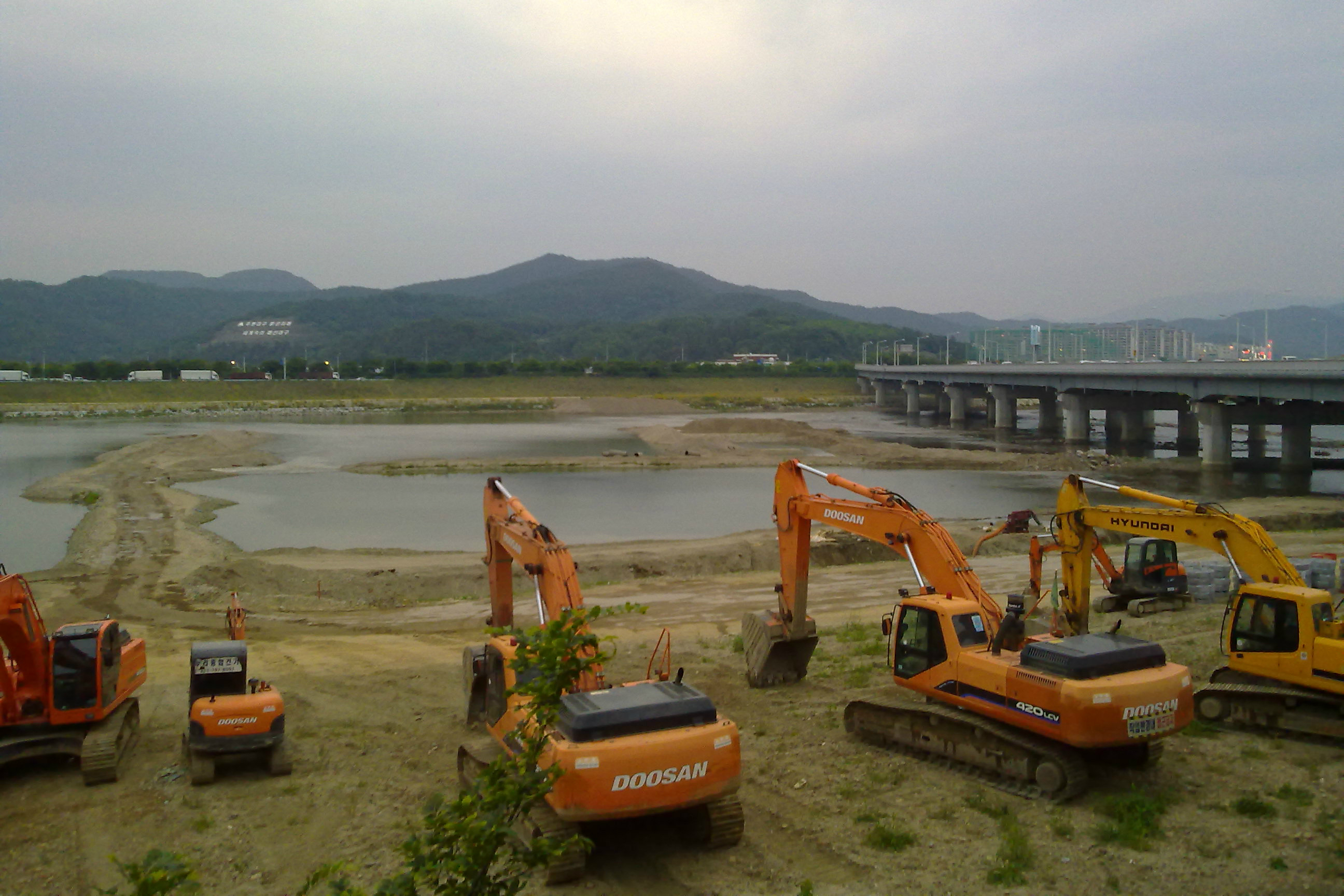 Which South Korean Presidential Candidates Actually Care about the Environment?