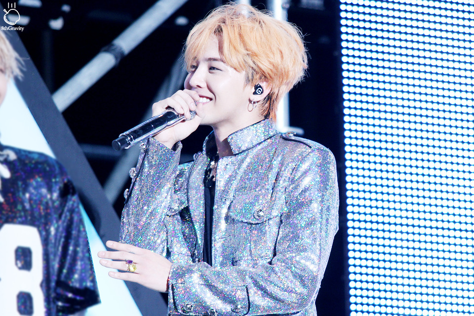 G-Dragon's "Album" is a USB: What's the Problem?