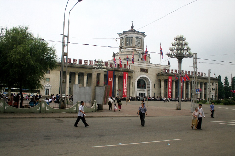 Who Are the Agencies Behind North Korea Tourism?