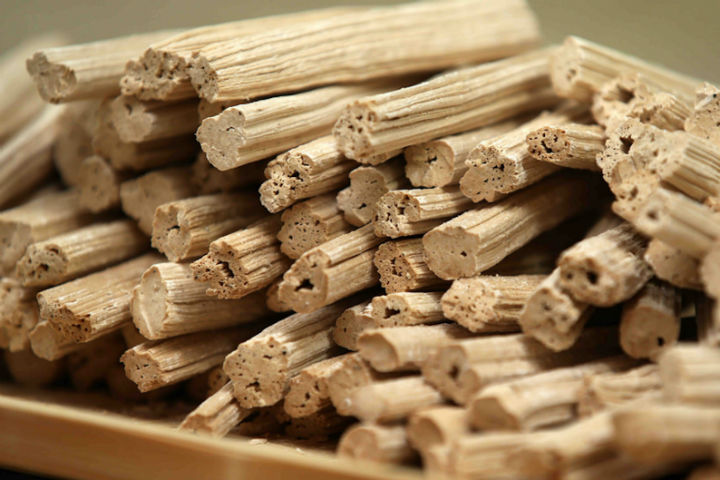 Yeot: The Sweet Taffy With a Nasty Aftertaste