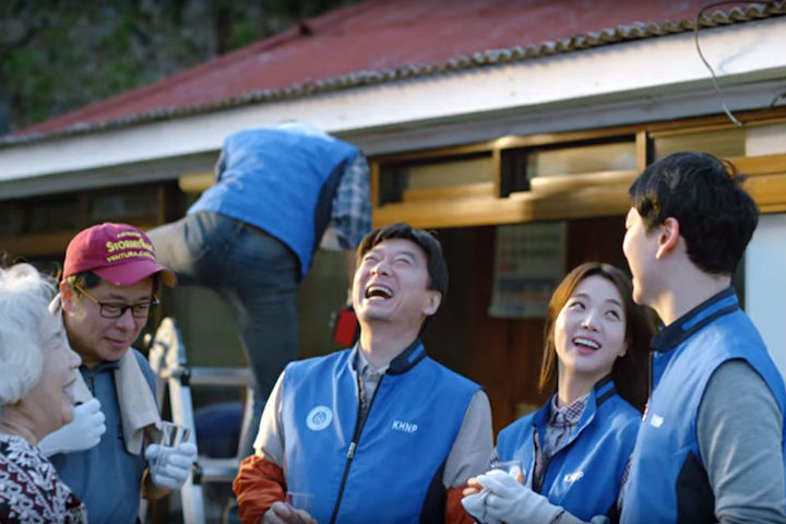 Praise for Nuclear Industry Grows. Guess Who Is Paying for It.