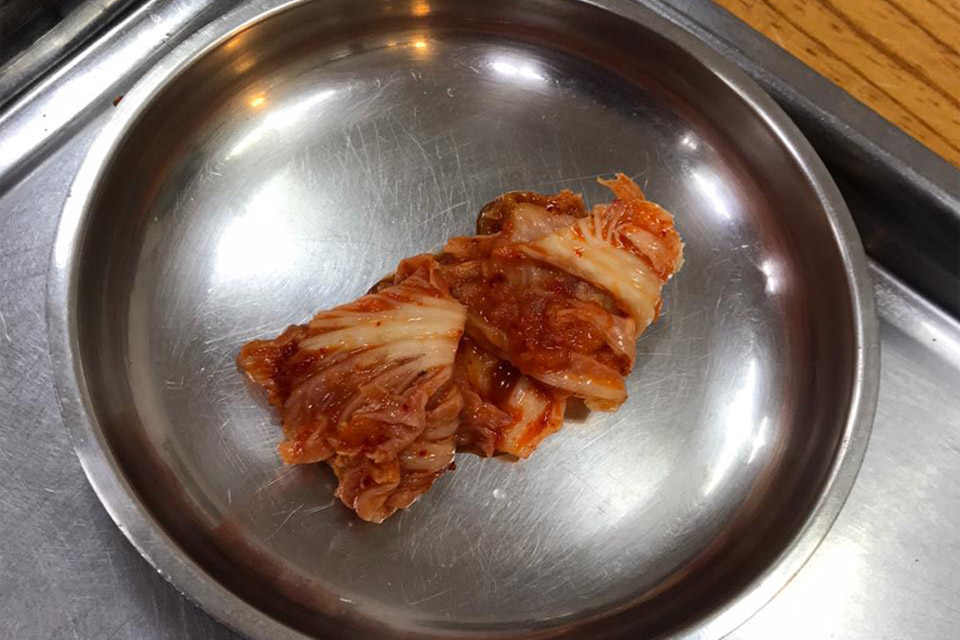 Facebook Page Excites Followers with Supremely Banal Content