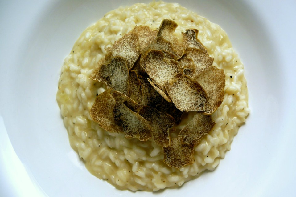 KÉ Interview: British Food Critic Roasts Michelin Guide on Seoul