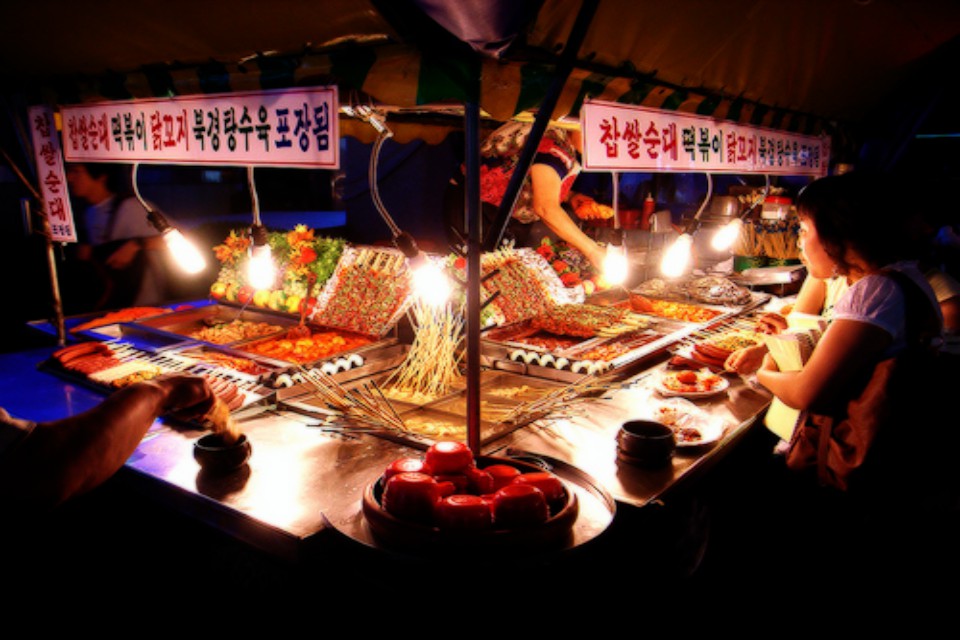 Pojangmacha: Tent Nostalgia