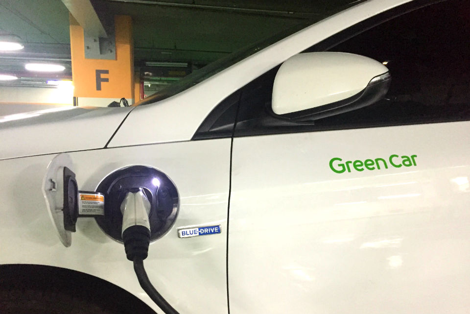 Review: Test-driving the Hyundai Ioniq Electric