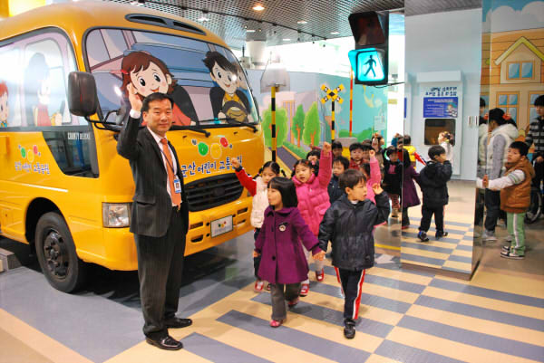 어린이 교통안전의 파수꾼이 되어