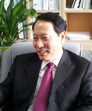 “인내속의 고통이 사람을 발전시킵니다.”