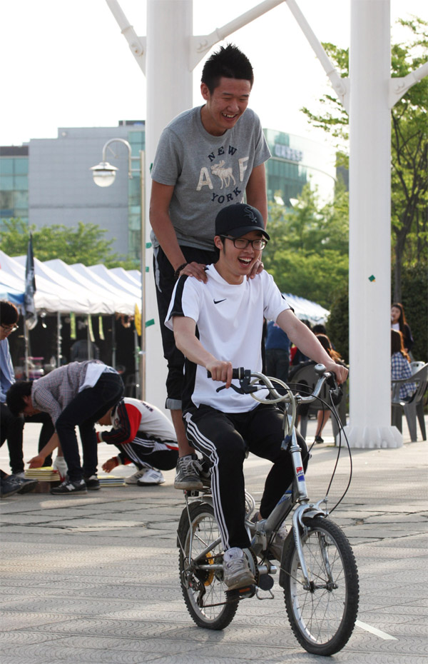 김수관 교수의 캠퍼스 스캐치 <43>