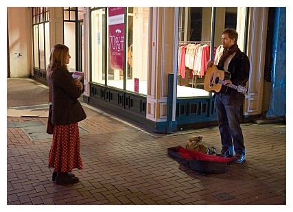 거리에서 꿈과 희망을 노래하다, ‘버스킹’