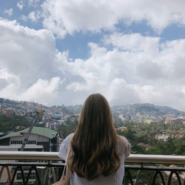 우물 안의 개구리여, 떠나라!