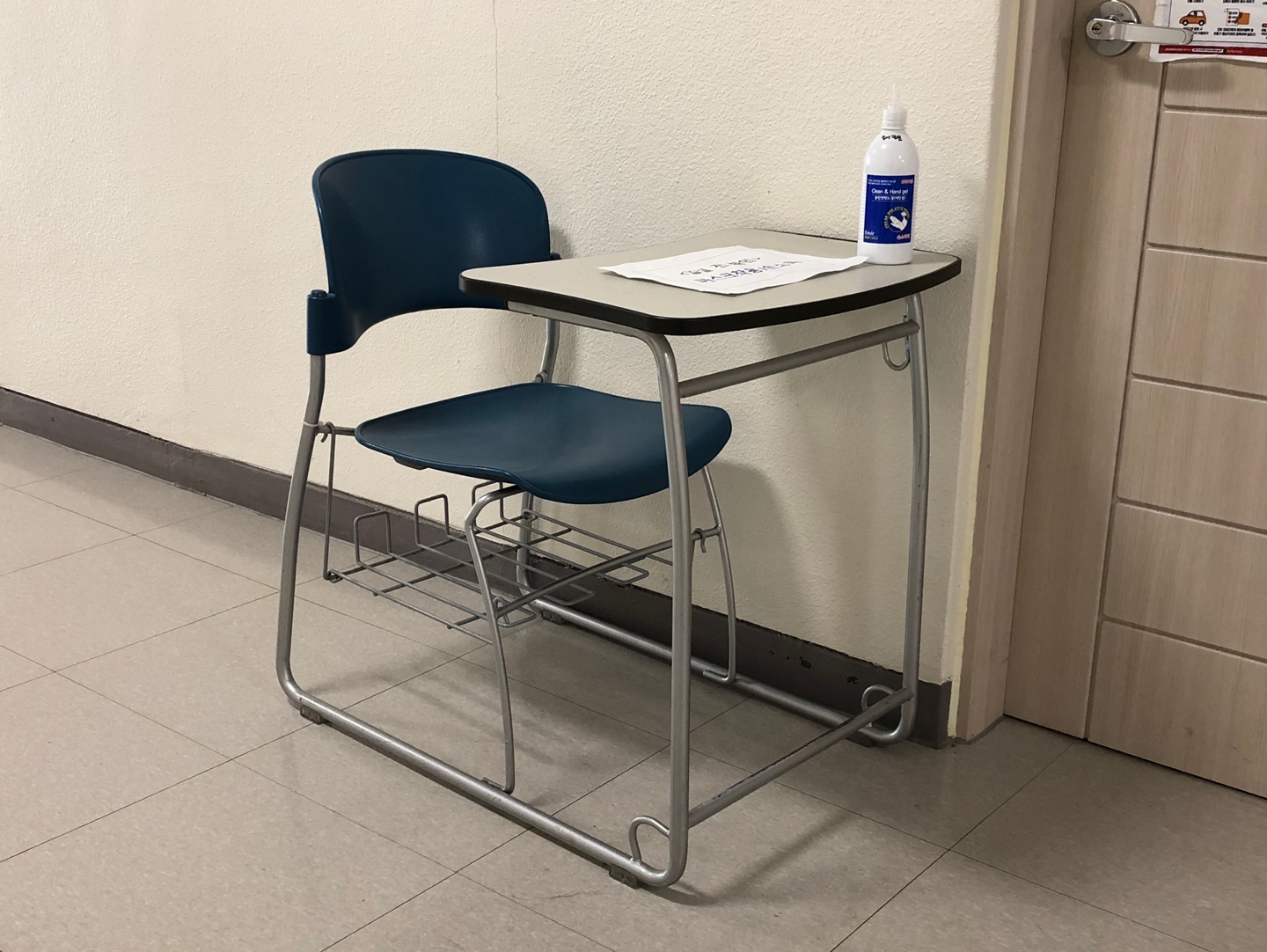 끊임없이 진화를 거듭하는 일체형 책상