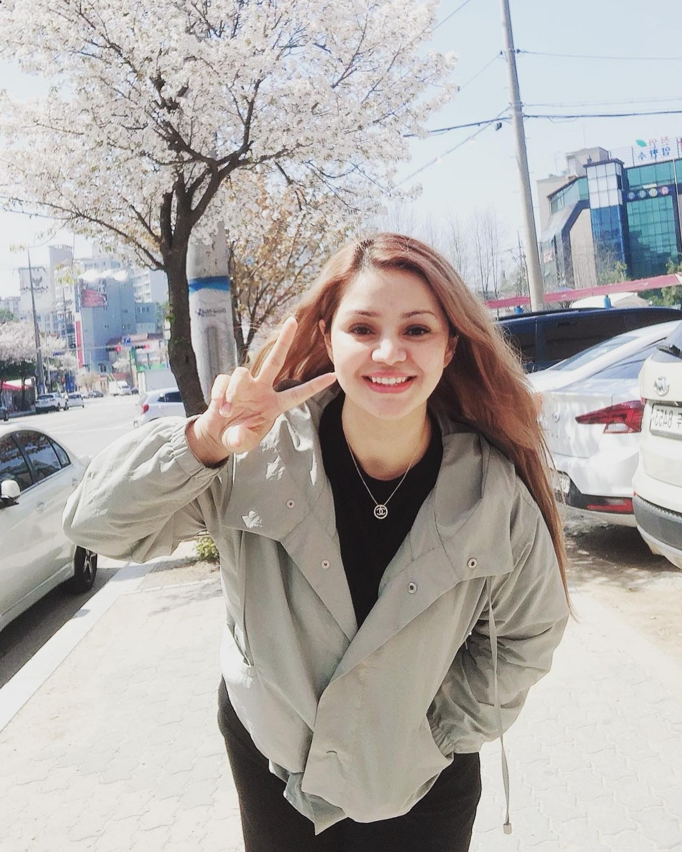 Dina, an International Student Who Loves Korea.