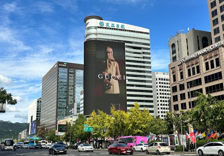 Luux, Korea’s Largest 3,000 m² Digital Signage Lights Up in Seoul