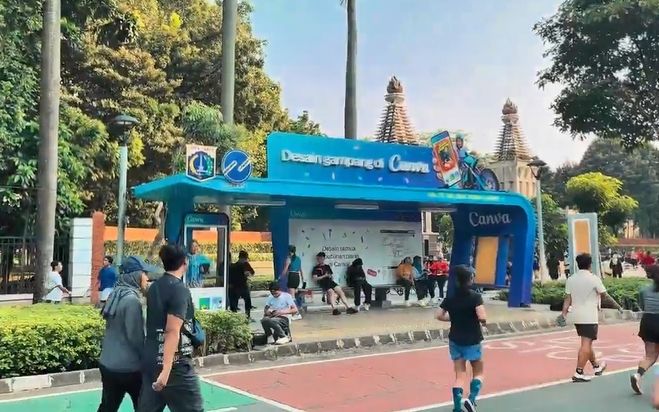 버스 쉘터 광고로 인도네시아 소비자를 사로잡는 캔바 캠페인