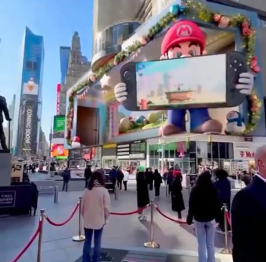 VFX인가, 실시간 DOOH인가? 뉴욕 타임스퀘어 3D 전광판을 둘러싼 전문가들의 시선