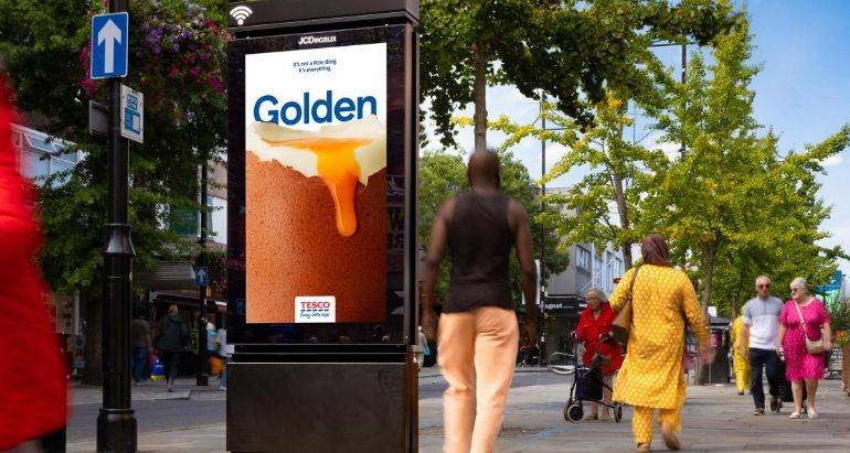 제이씨데코, 런던 해버링에 25개 디지털 패널 설치로 스마트 시티 출범