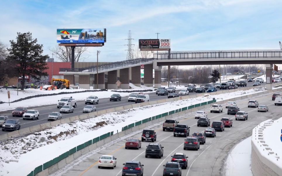 출퇴근길 한파를 여행 욕구로 전환… 상황 맥락을 읽은 옥외광고 메시지