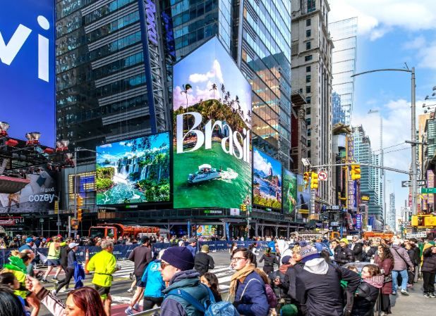 브라질 관광청, 뉴욕 하프마라톤 타임스퀘어에서 OOH 효과 극대화
