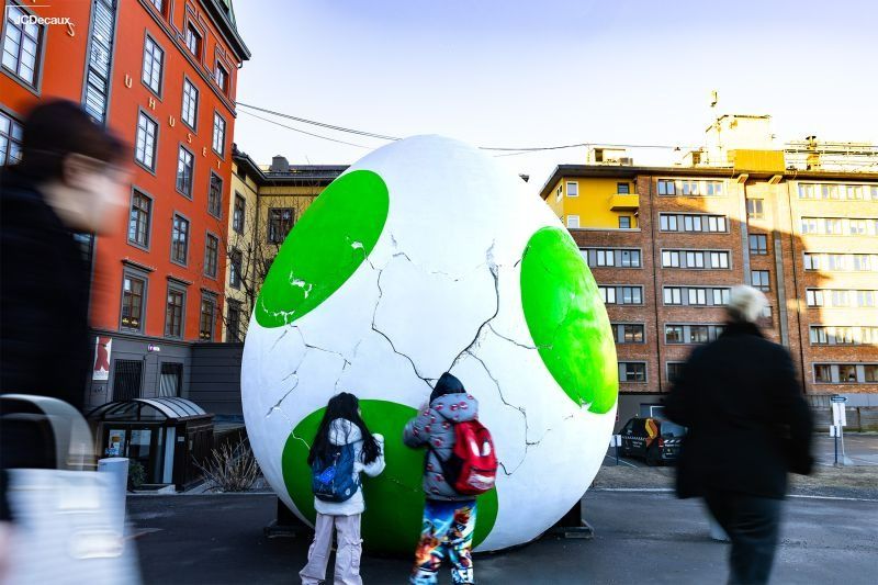 노르웨이 오슬로 '슈퍼 달걀'…슈퍼 마리오, 옥외광고로 부화한다