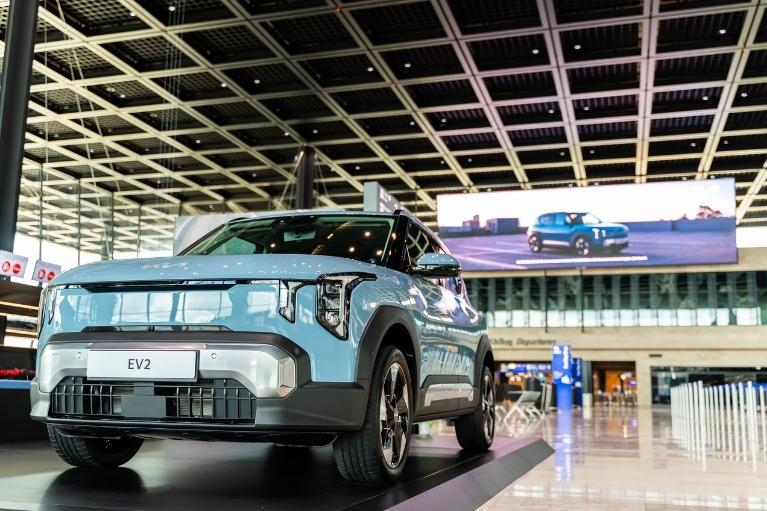 독일 프랑크푸르트 공항 제3터미널 개장…삼성전자, LG전자, 기아자동차 광고 계약 그리고 총223개 광고 매체로 유럽 프리미엄 미디어 허브 부상