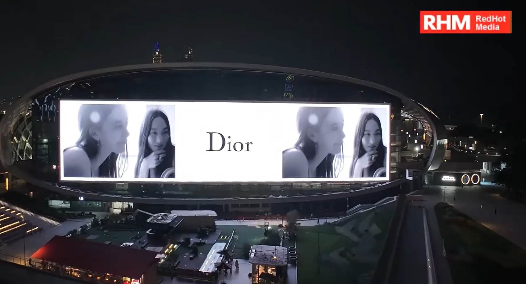 중국 DOOH의 스케일을 보여주다… 선전 스포츠센터 초대형 LED 주목
