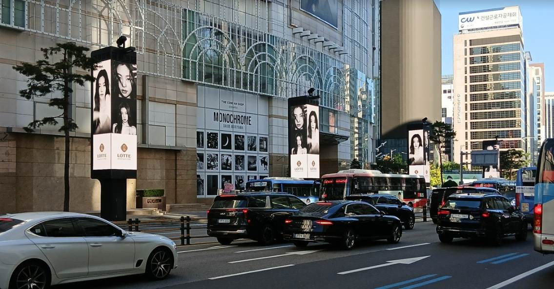Jennie Campaign Connected OOH Campaign with Analog Photography in Seoul