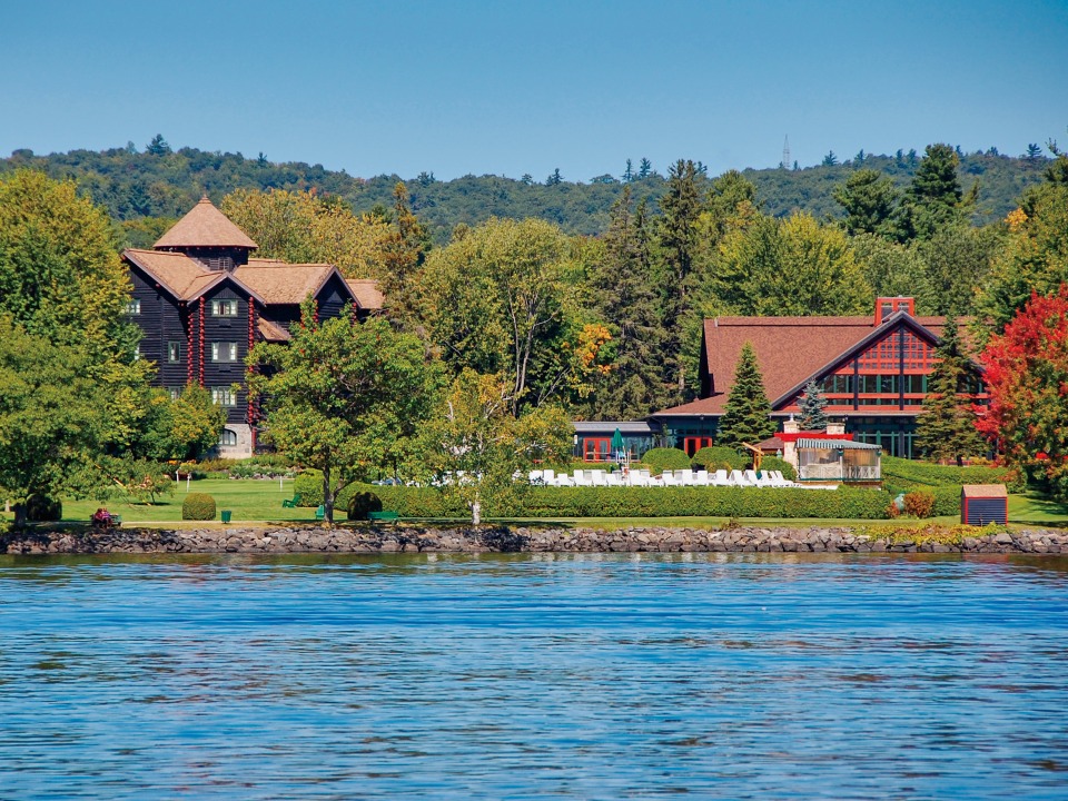 Exterior view of Fairmont Le Château Montebello