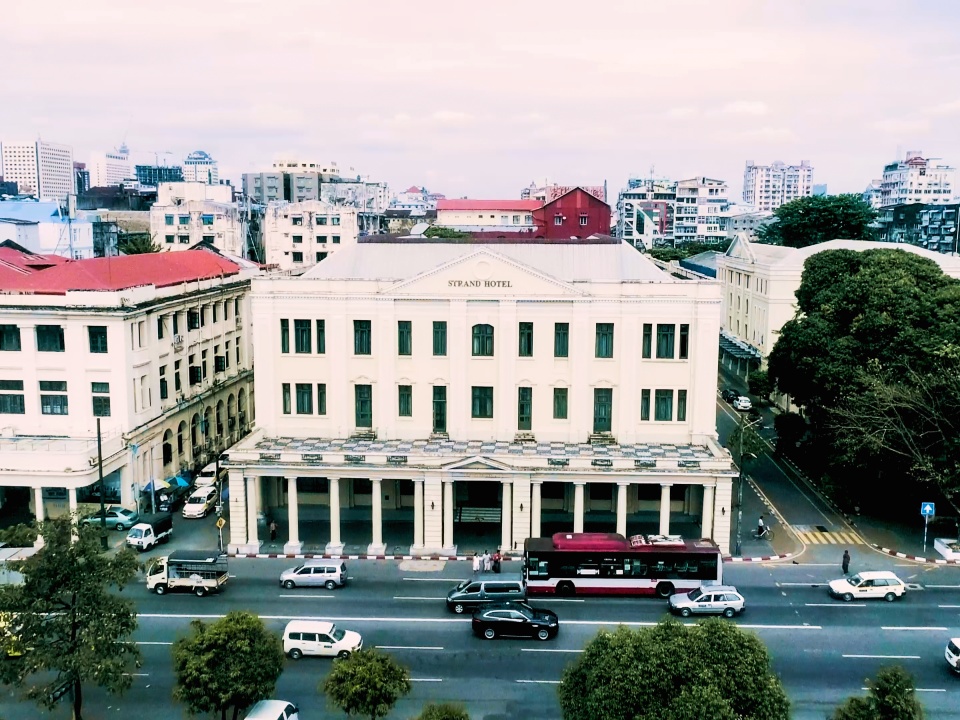 양곤 스트랜드 호텔