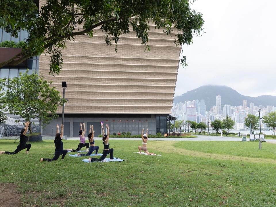 Outdoor Trip in Hong Kong — Hiking, City Running, Yoga, and Outdoor Shops