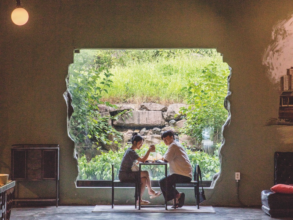 Verdant, a café in Cheongdo that is the second location of Geuchorok