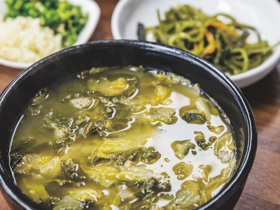 Altorang Chueotang, which serves Cheongdo-style chueotang (loach soup)