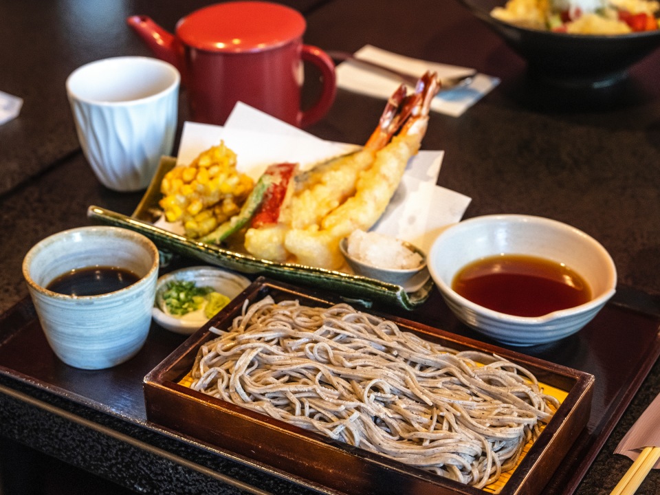 나가노산 식자재로 만든 지역 향토 요리를 맛볼 수 있는 손민식당