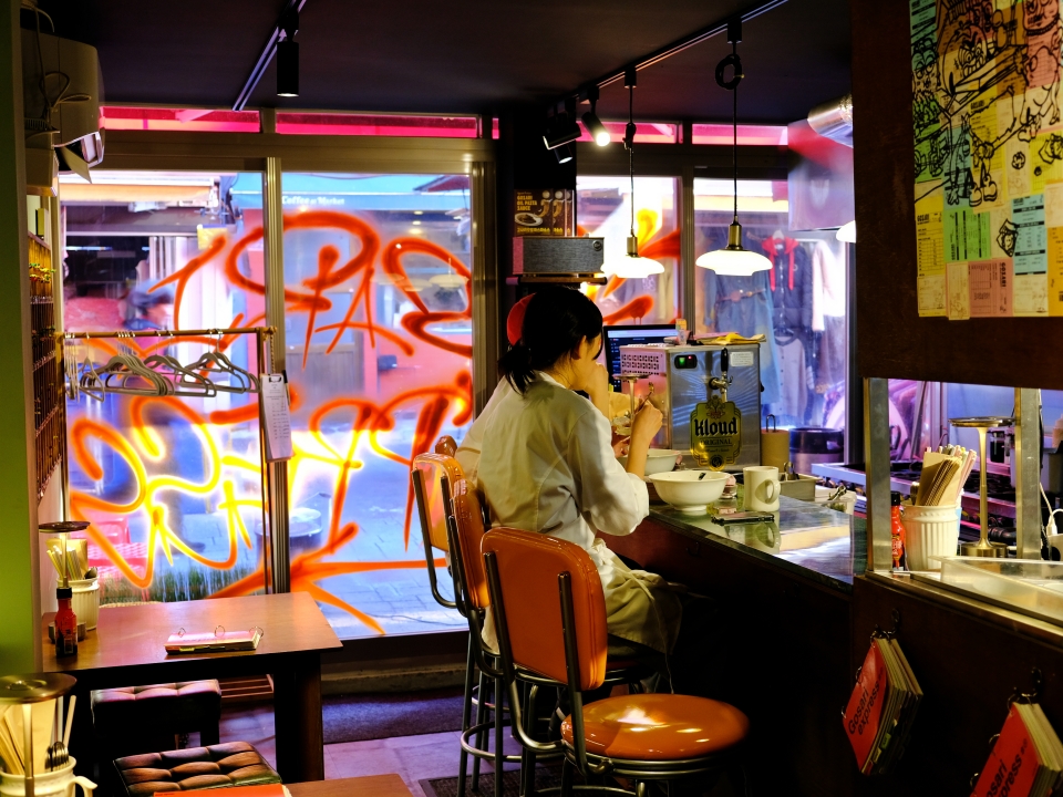 Gosari Express, a vegetarian restaurant located in Jungang Market in Sindang-dong