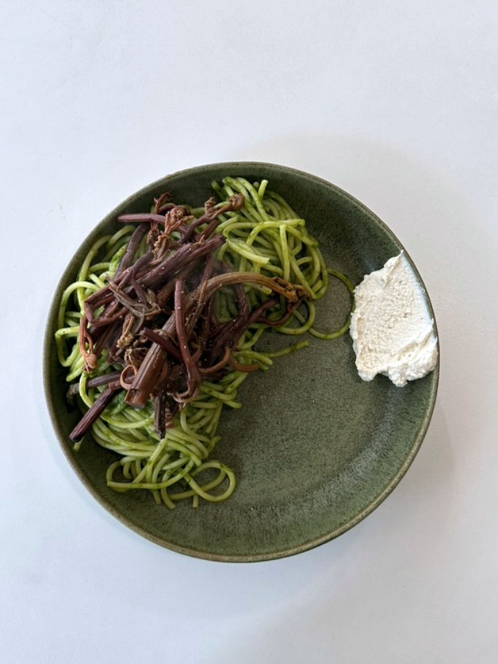 서울 연희동에 자리한 비건 브런치 식당 베지스