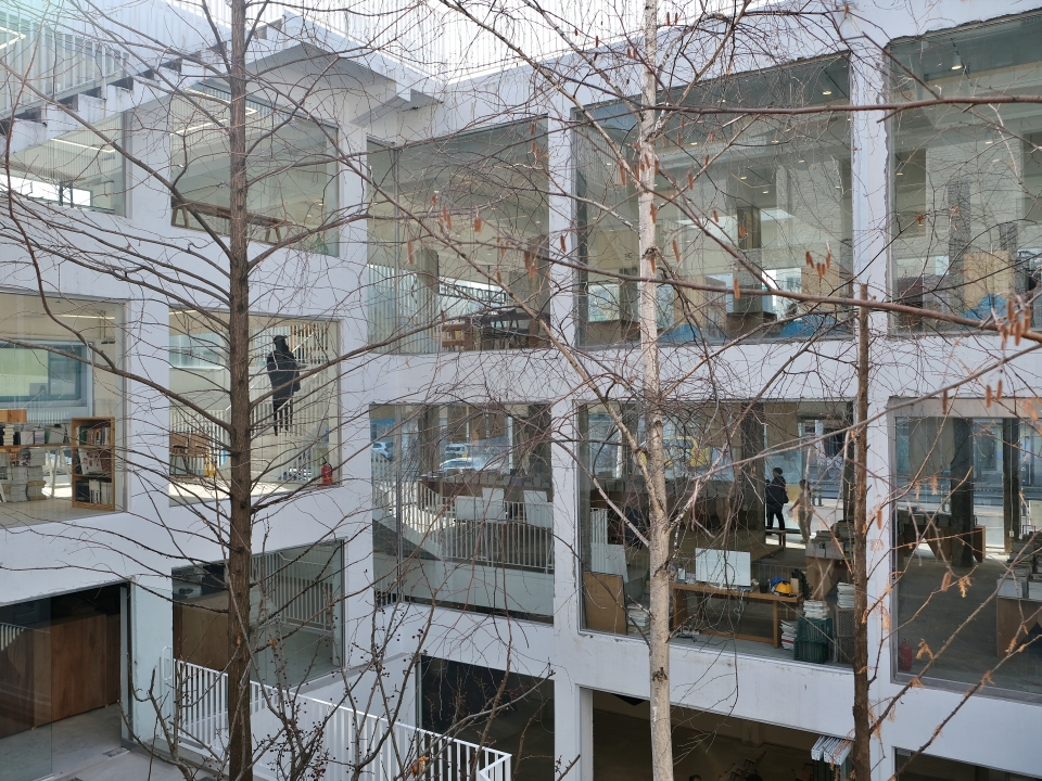 The second location of the 1 Euro Project in Bukgajwa-dong, Seoul