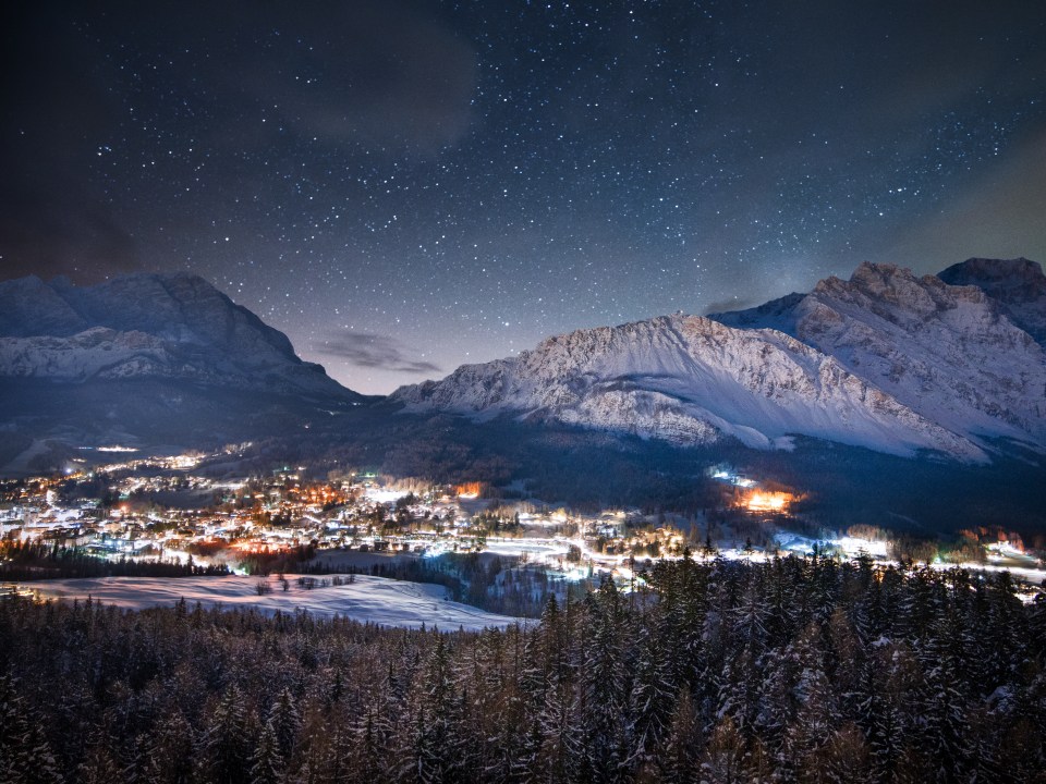 Cortina d’Ampezzo at night