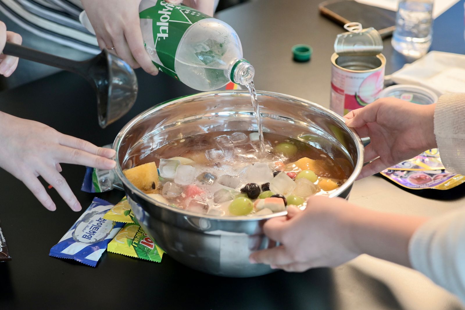 🌈 비온 뒤 다 같이 무지개를 봤어요