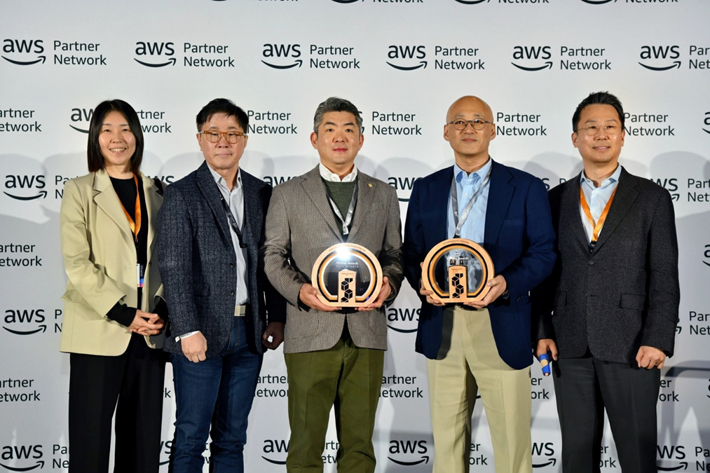 [AWS reInvent 2025] 메가존클라우드, 2025 AWS 파트너 어워드 ‘APJ 올해의 컨설팅 파트너상’ 2년 연속 수상