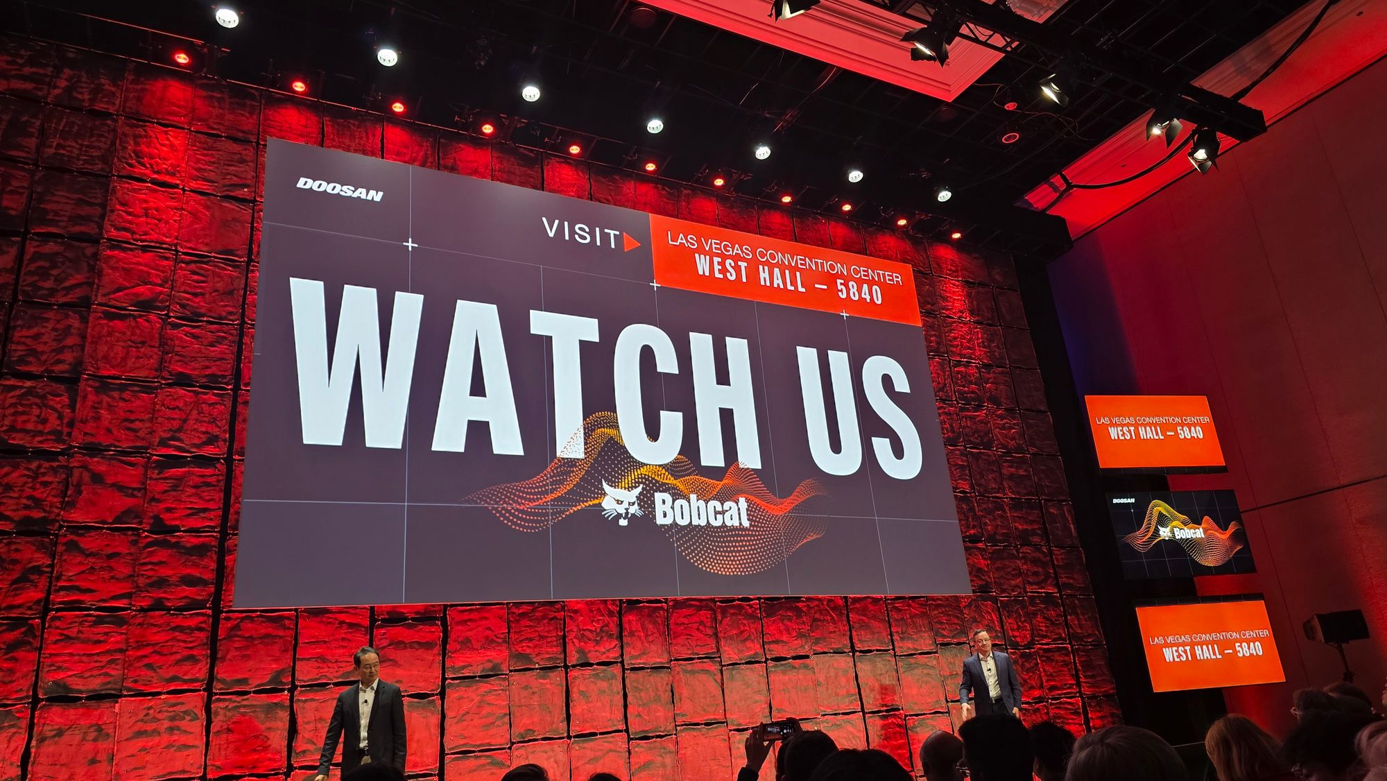 [CES 2026] "기계에게 말만 하세요"... 두산밥캣, AI 입은 건설장비로 '노동력 절벽' 넘는다