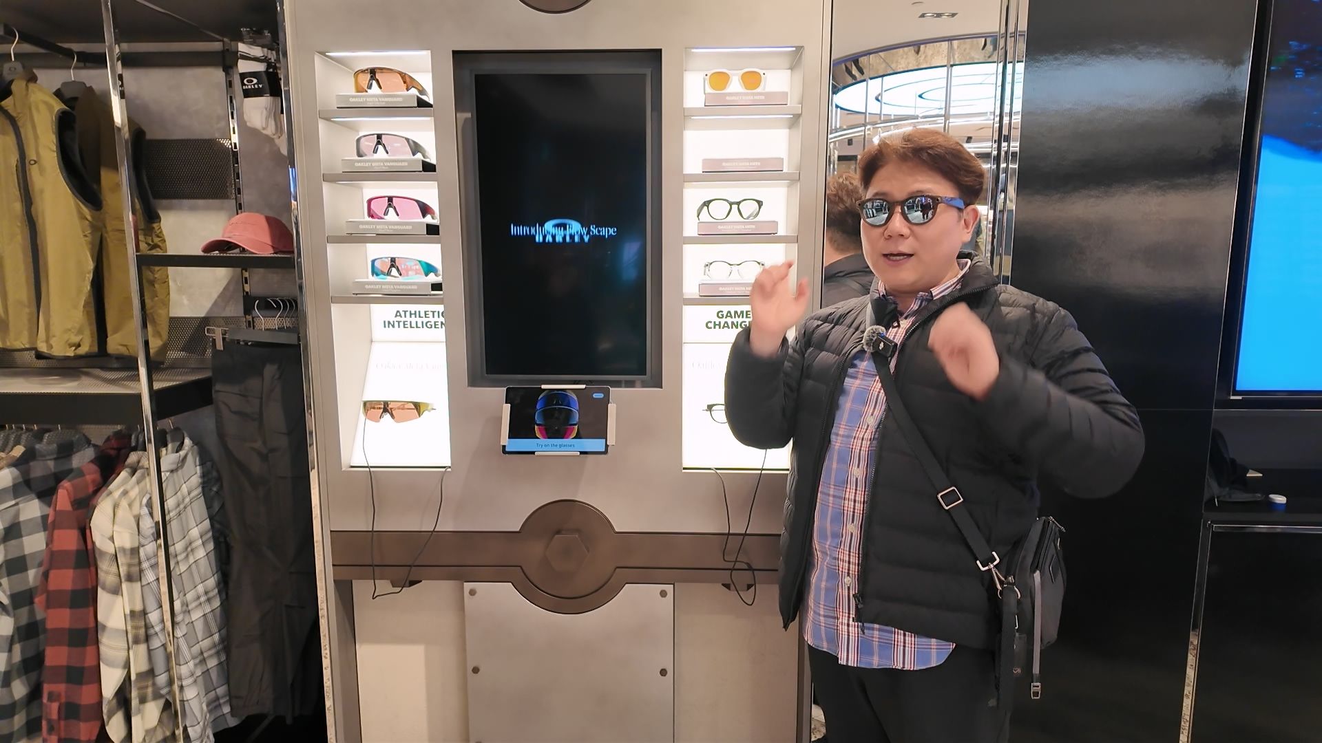 [CES 2026] 메타·오클리 '스포츠 스마트 글래스' 써보니…"러닝·라이딩족 잡아라"